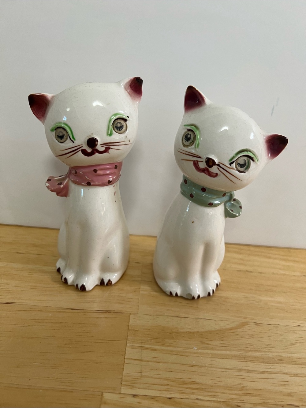 Vintage Holt Howard Cozy Kitten Winking Eyes Ceramic Salt & Pepper Shakers